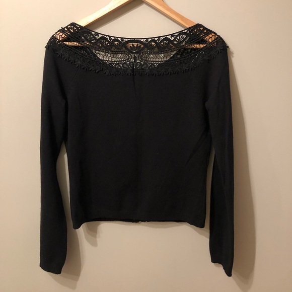 Black Lace Collared Top - Picture 7 of 8